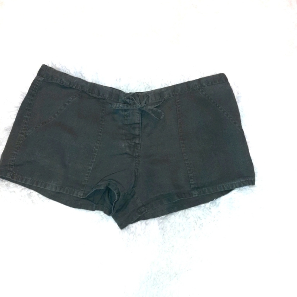 MOSSIMO Olive shorts